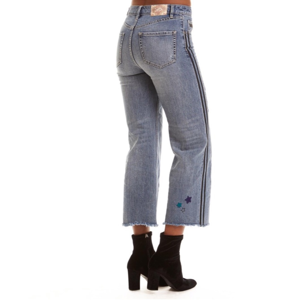 🍃💕NWT Odd Molly Crop Wise Leg Swing Denim Jeans